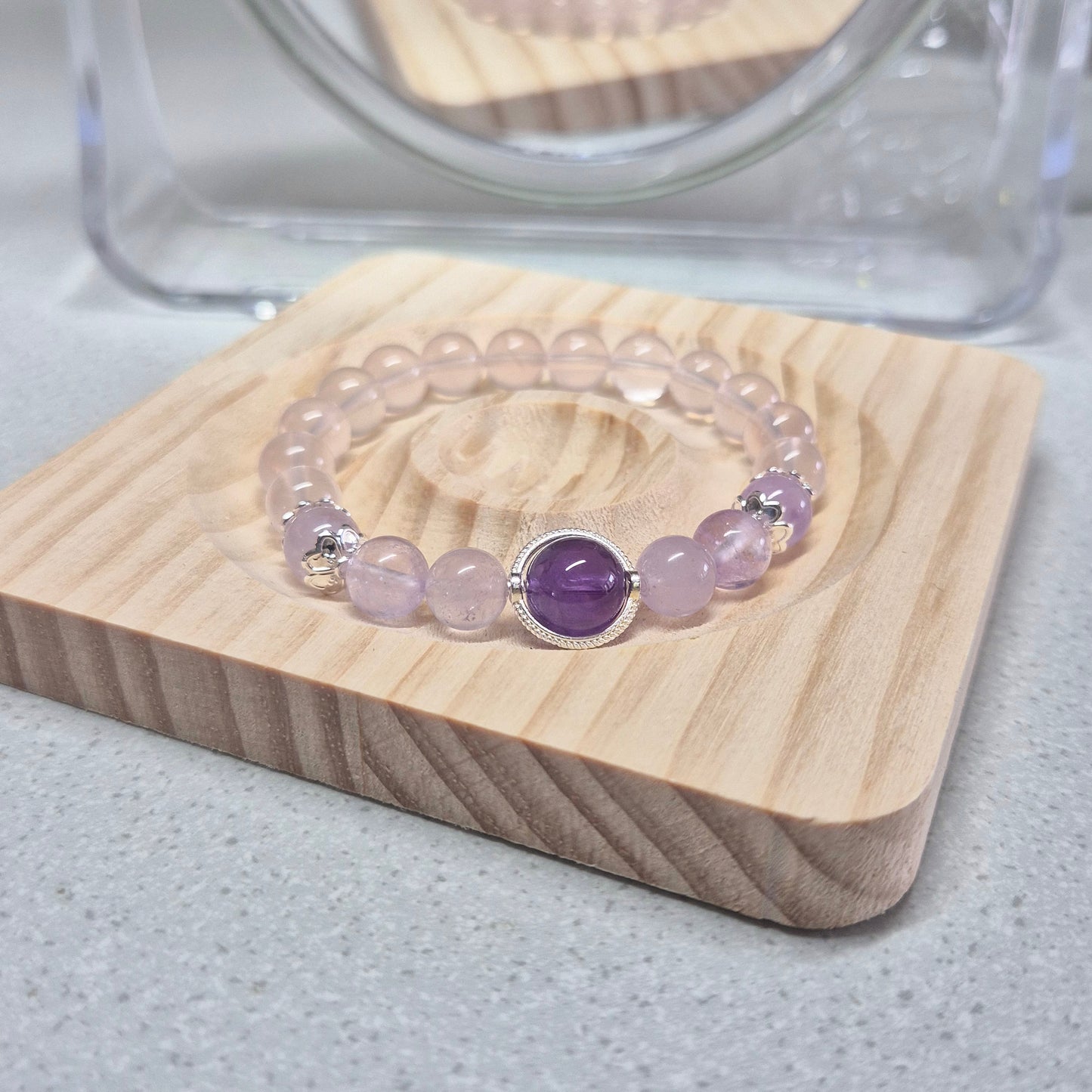 Heart of Lilac Bracelet 9-10mm