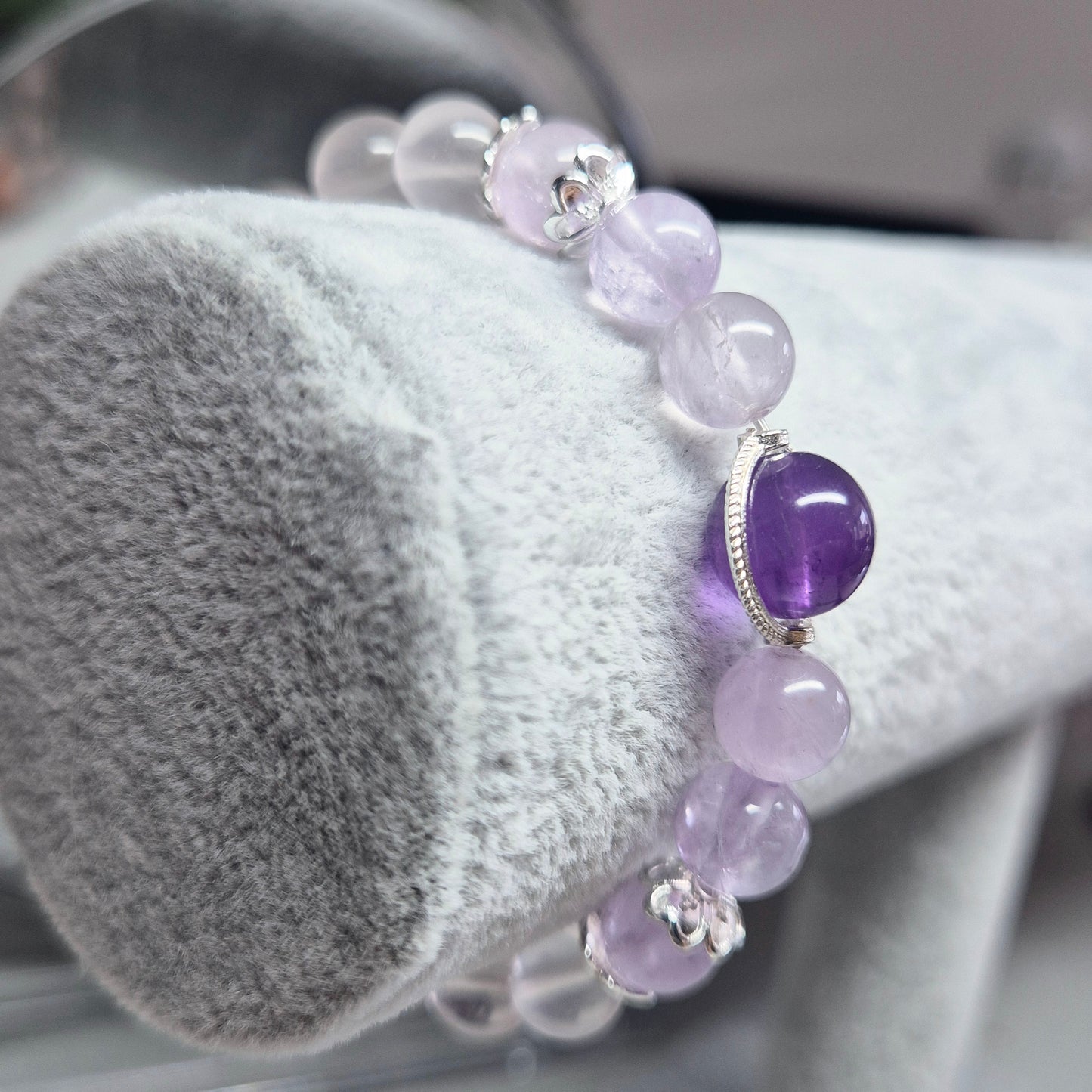 Heart of Lilac Bracelet 9-10mm